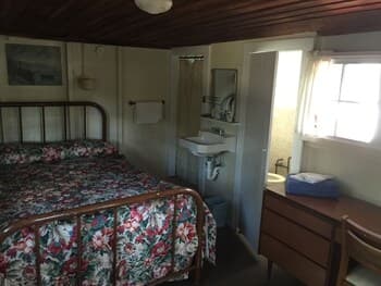 Savoies Lodging