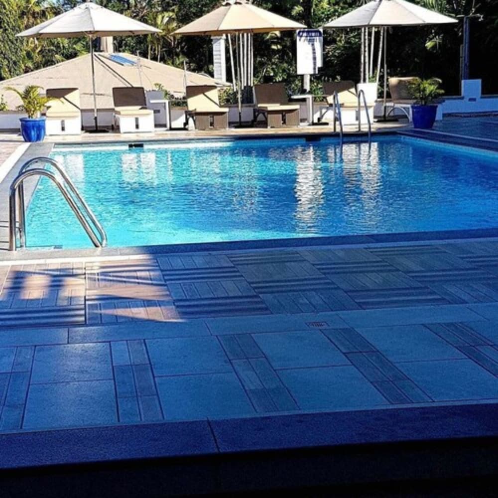 The Crows Nest Resort