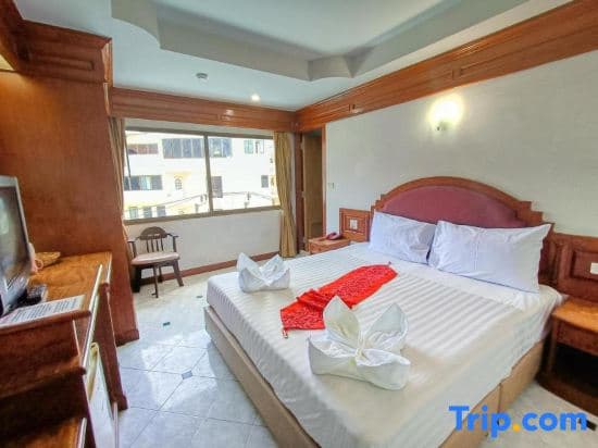 Hack Patong Beach Hotel