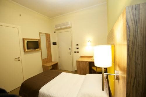 Giga Hotel