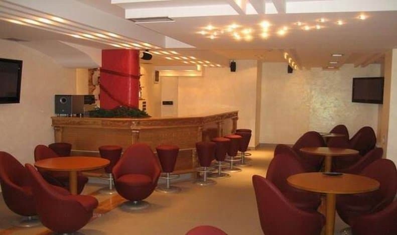 Ski Hotel