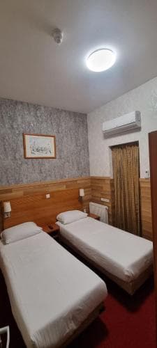 Hotel Isis