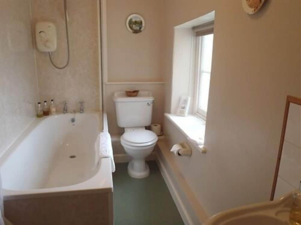 Manor Farm B&B