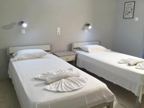 Plubis Studios & Apartments