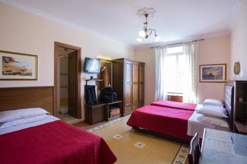Anthony Guesthouse