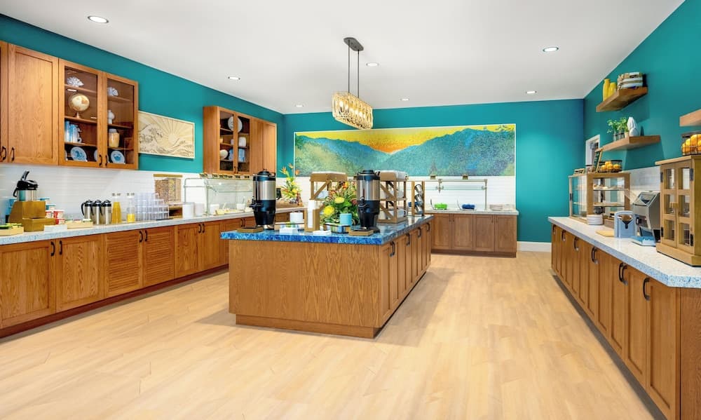 Compass by Margaritaville Hotel Pigeon Forge