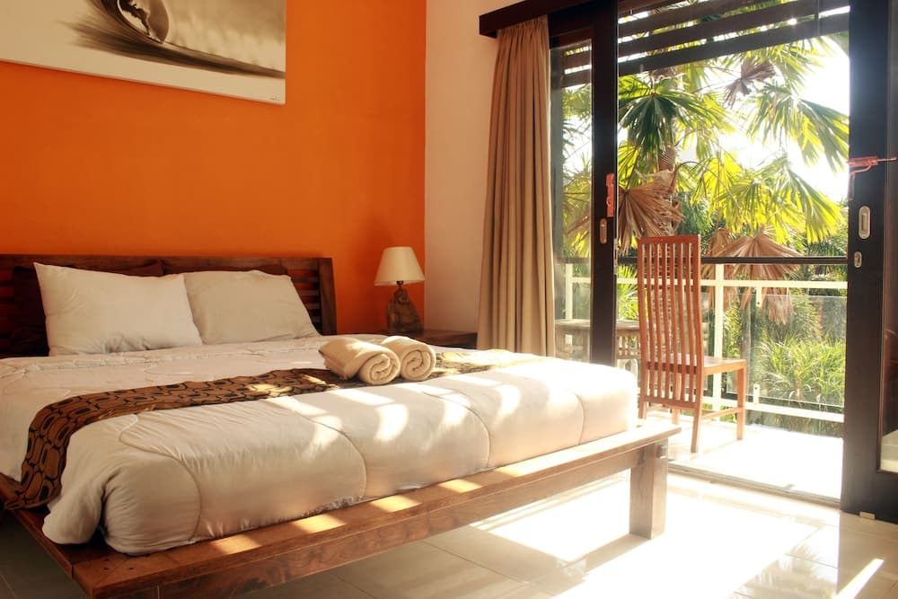 Premier Surf Camp