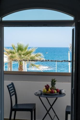 Renata Mare Apartments