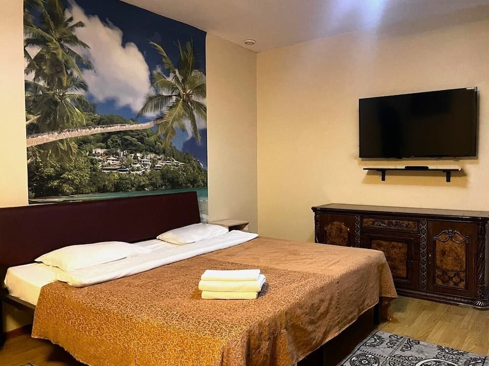 Avrora Inn