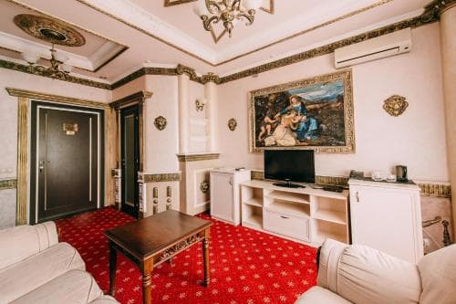 Urartu Hotel