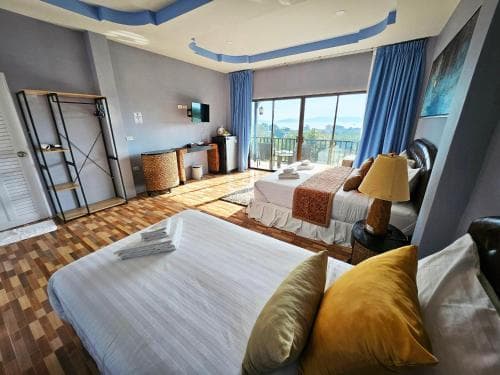 So View Phuket Resort