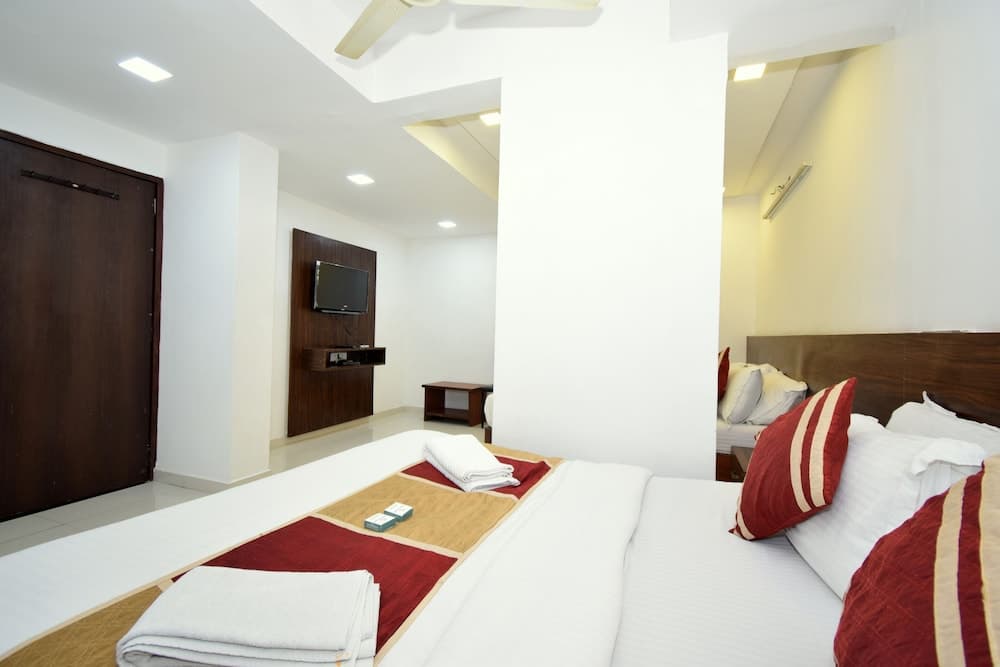 Hotel Anupam