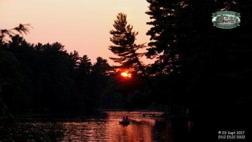 Edgewater Inn & Cottages