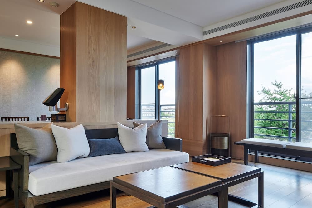 Apex Villa