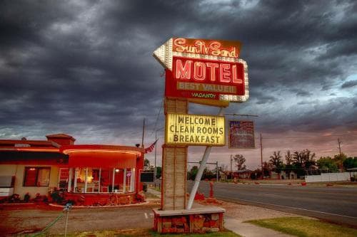Sun-n-Sands Motel