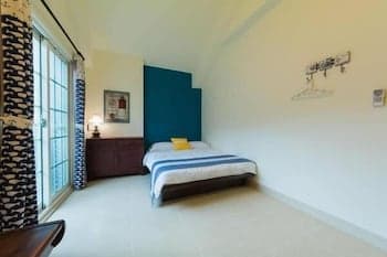 211 homestay