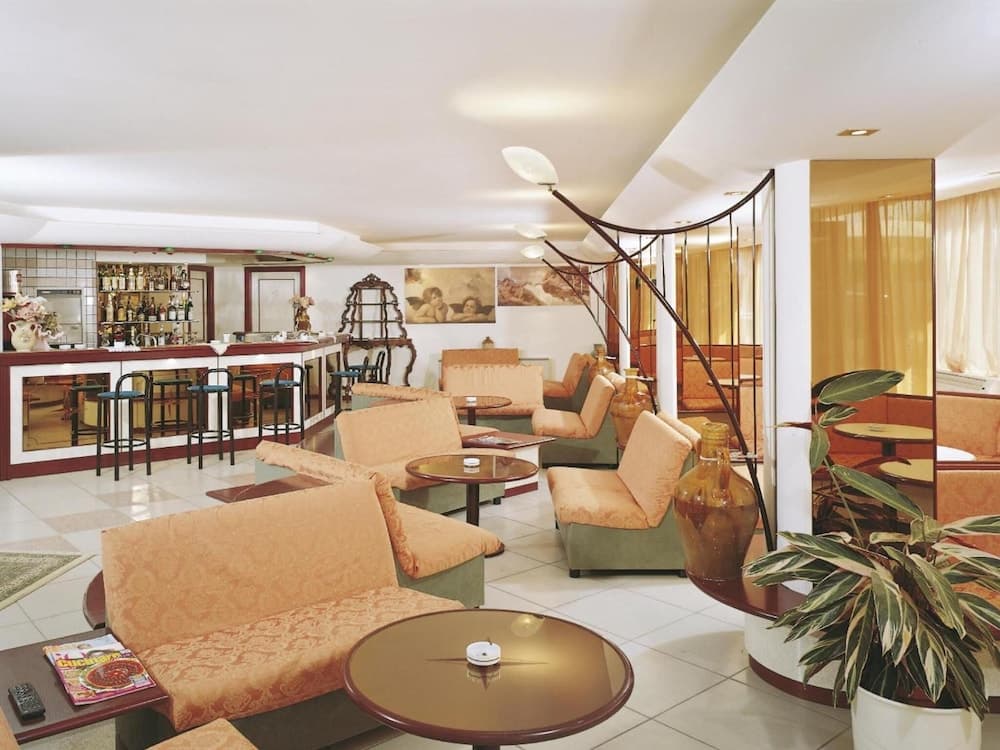 Hotel Mayflower