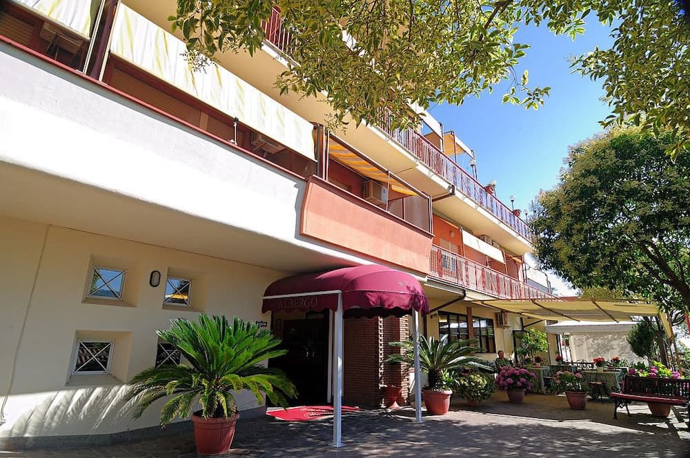 Albergo Paradiso