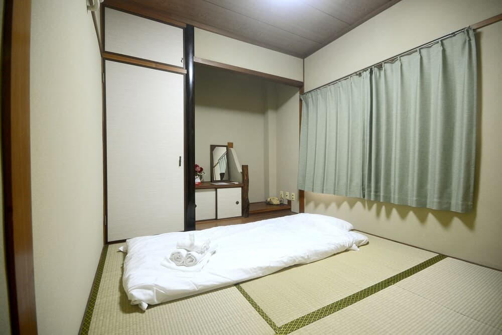 Samurai Apartment