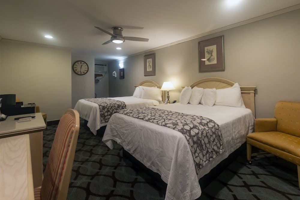 Atrium Inn