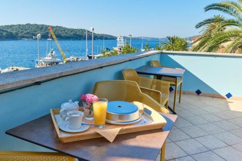 Mare Mare Suites