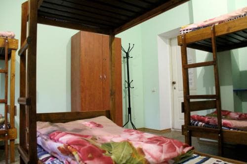 Stop Hostel