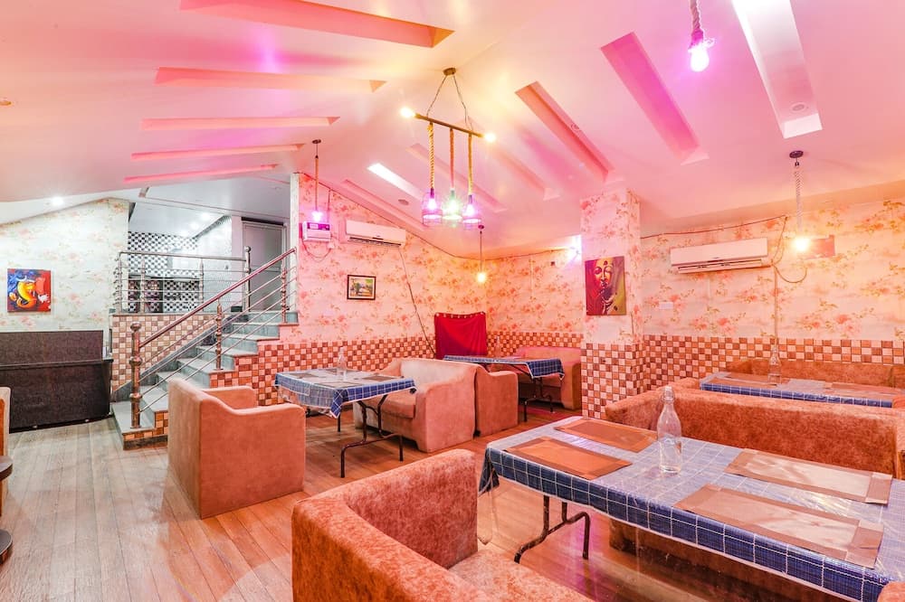 Fabhotel Astor