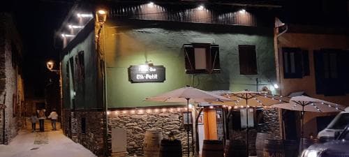 Fonda Eth Petit