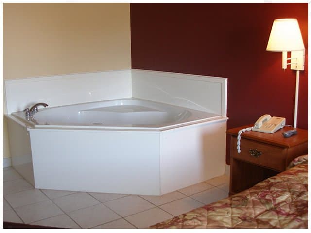 Midtown Inn & Suites Claxton