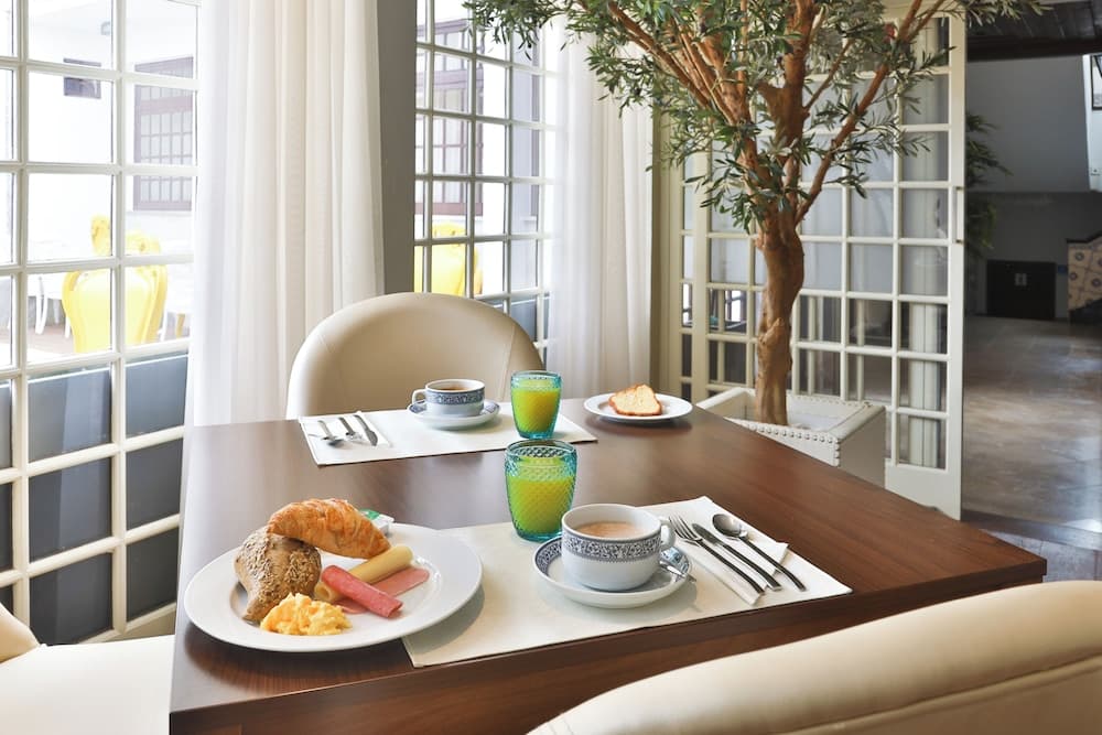 Josefa D`Obidos Hotel