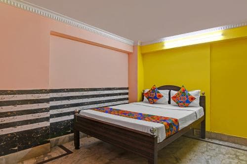 OYO Flagship Decent Guest House