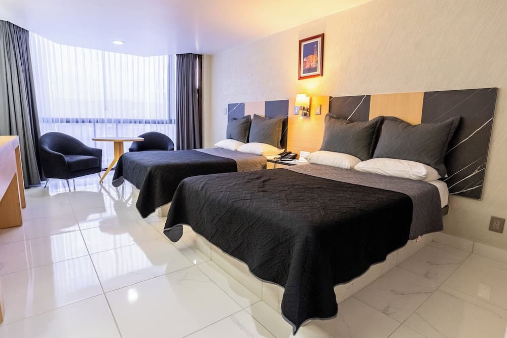 Hotel Real Plaza
