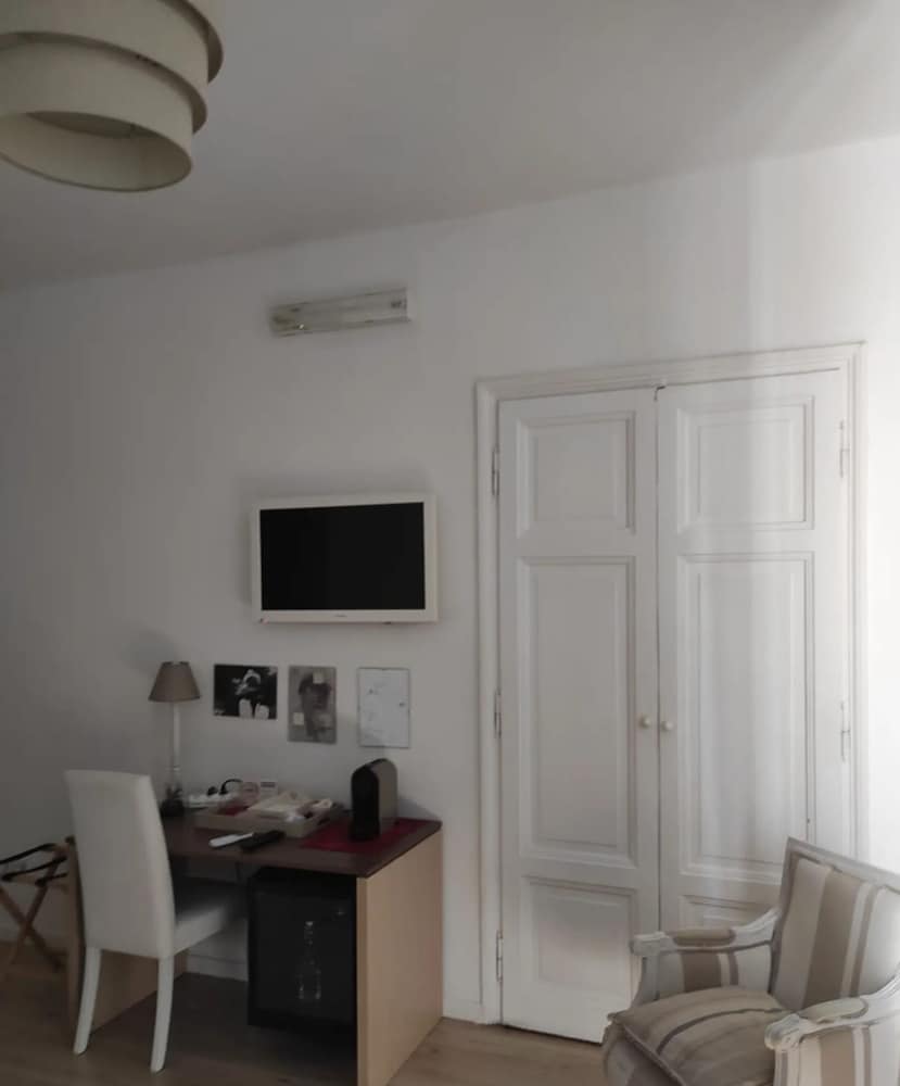 Iulia Guest House