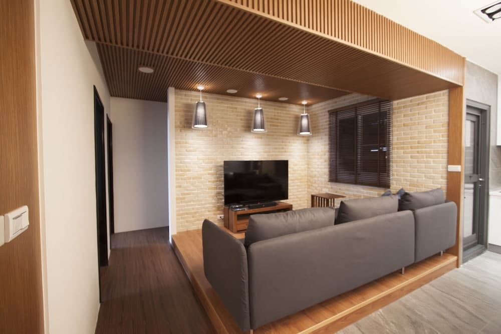 MJ House