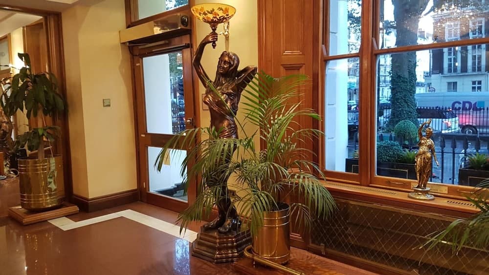 Westpoint Hotel