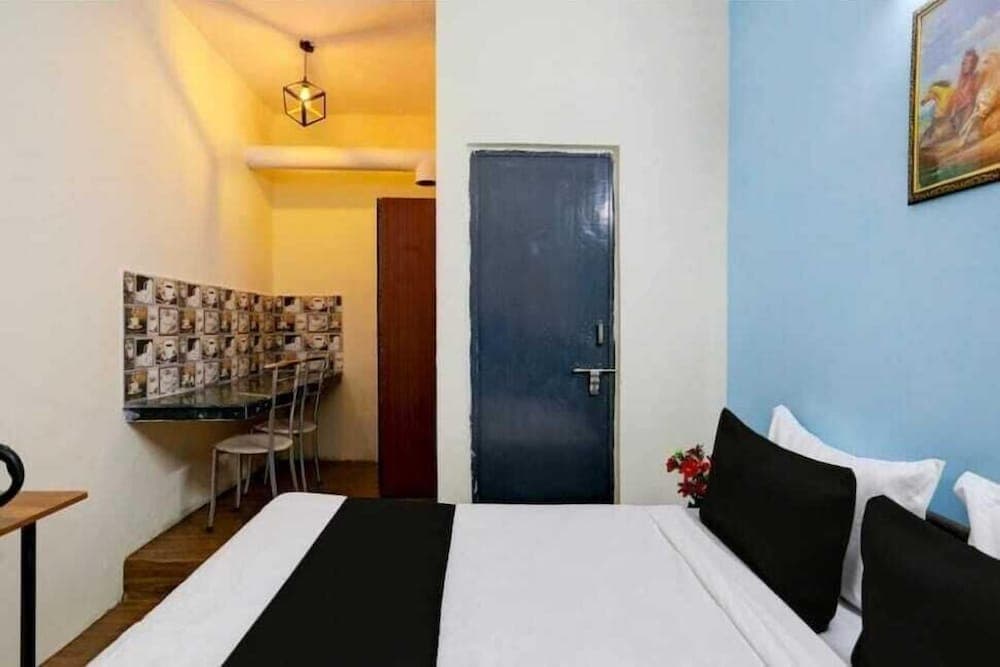 Malviya inn