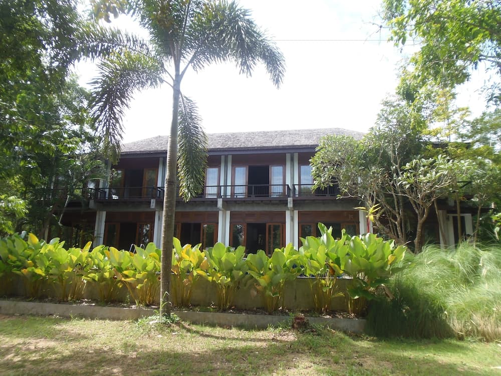 Sattahip Pool Villa
