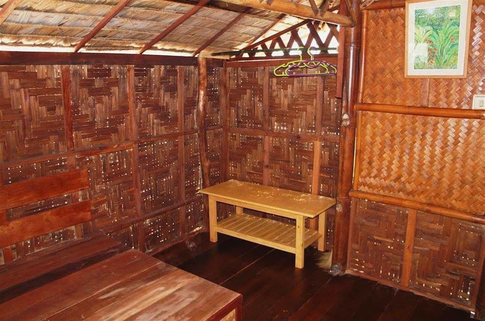Lazy Hut