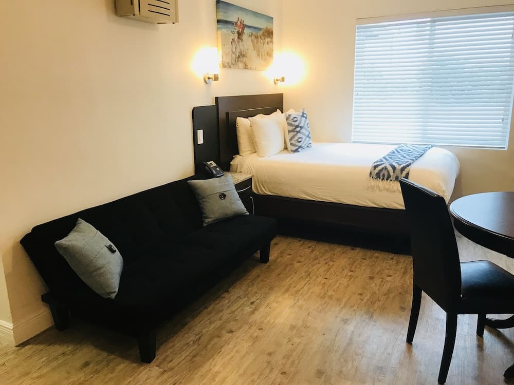 Caribbean Resort Suites