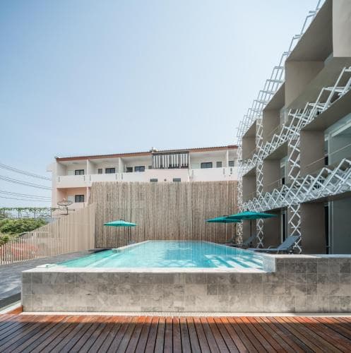 Yanud Residence