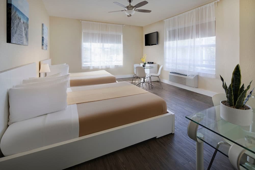 Ocean Five Hotel
