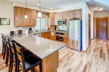 Cascade Mountain Villa