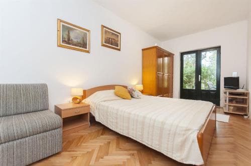 Katica Apartments