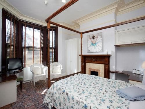 Fourposter Lodge