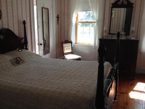 Mulberry Bed And Breakfast