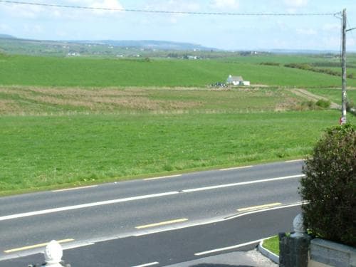 Castleview Golf Course B&B