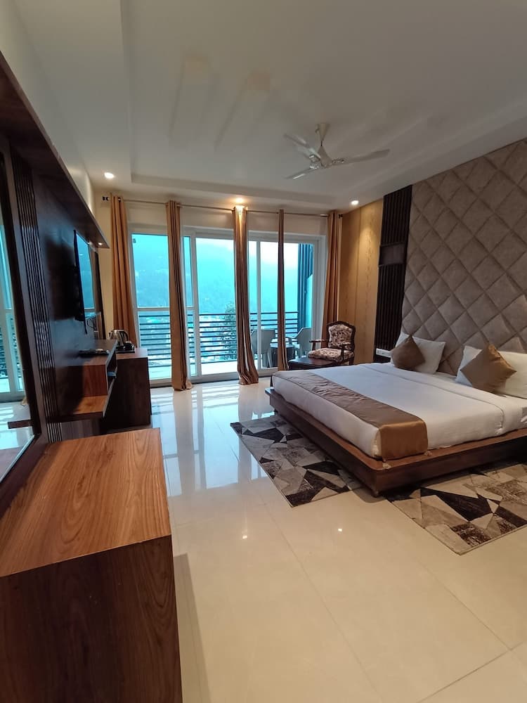 RR HOTEL BY SONACHI