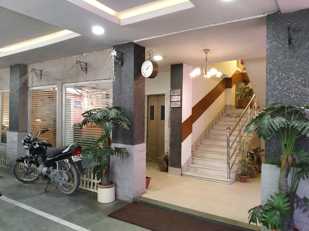 Hotel Centre Point Tezpur