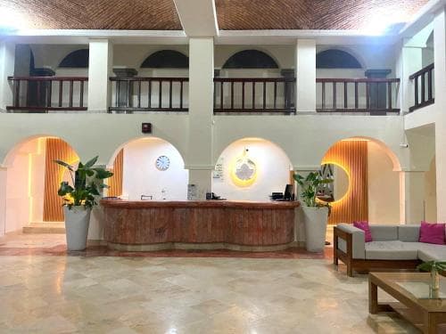 Hotel Solamar Inn