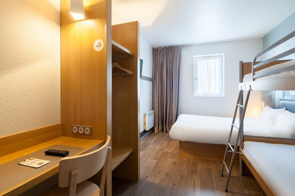B&B Hôtel Maurepas